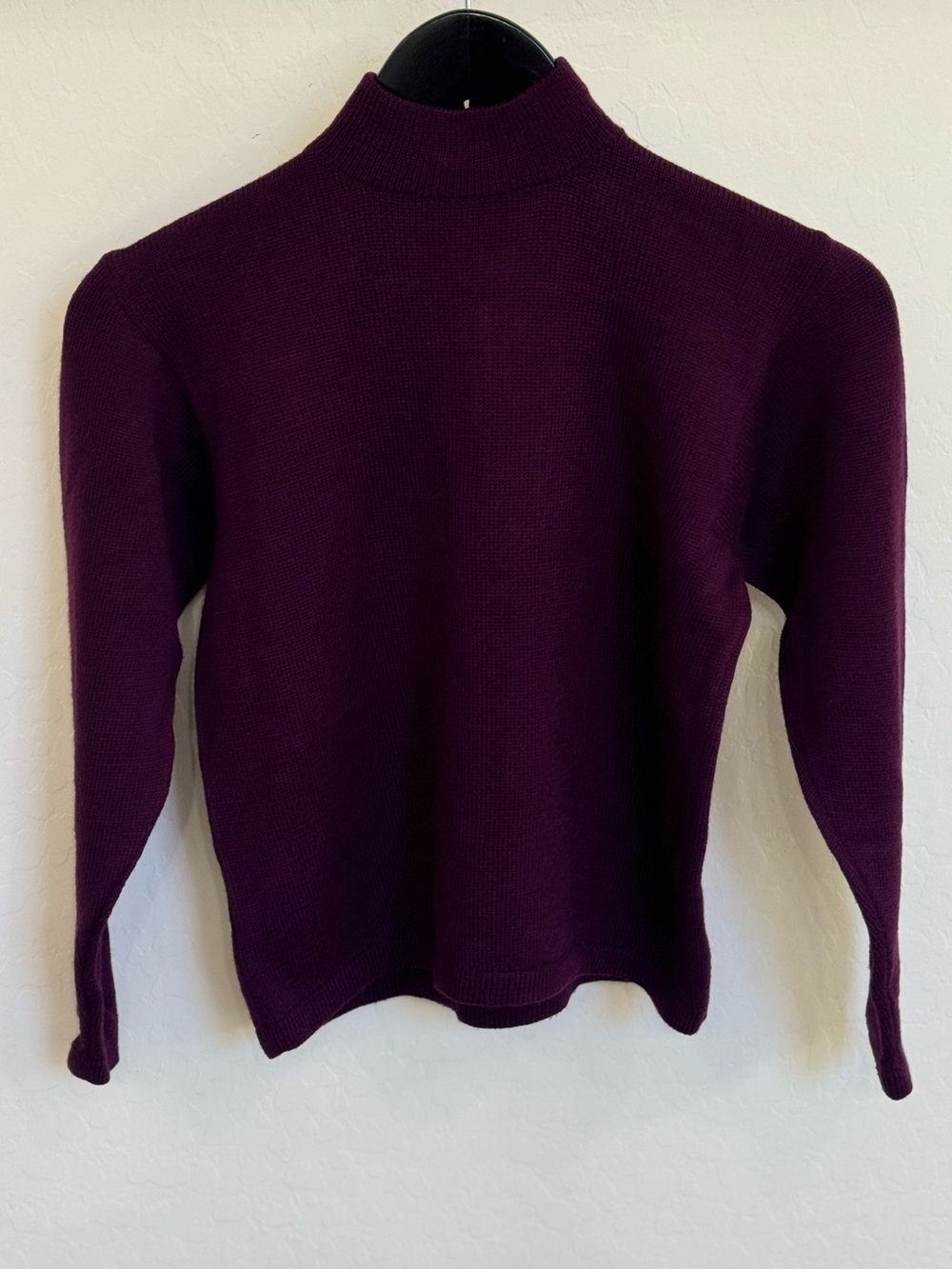 Vintage St. John for I. Magnin Plum Knit Mock-Neck Sweater Size 2 Fits XS
